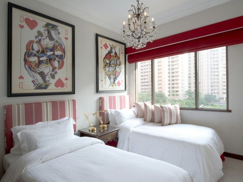 photo 4 — Hong Kong Parkview, Repulse Bay