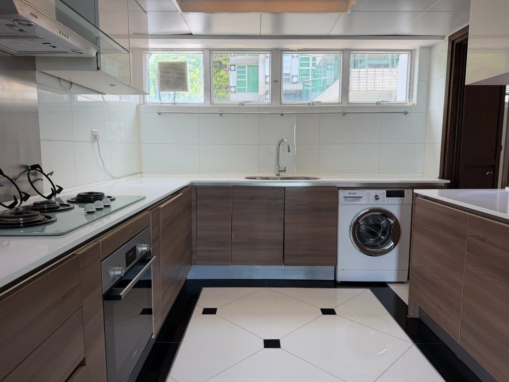 photo 5 — Villa Cecil III, Pok Fu Lam