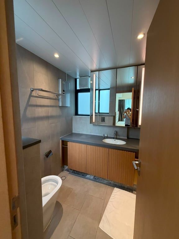 photo 6 — Eaton Residences, Happy Valley