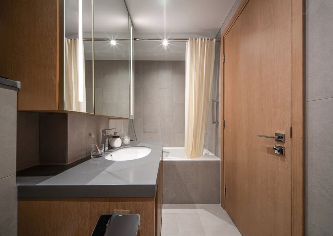 photo 6 — Eaton Residences, Happy Valley