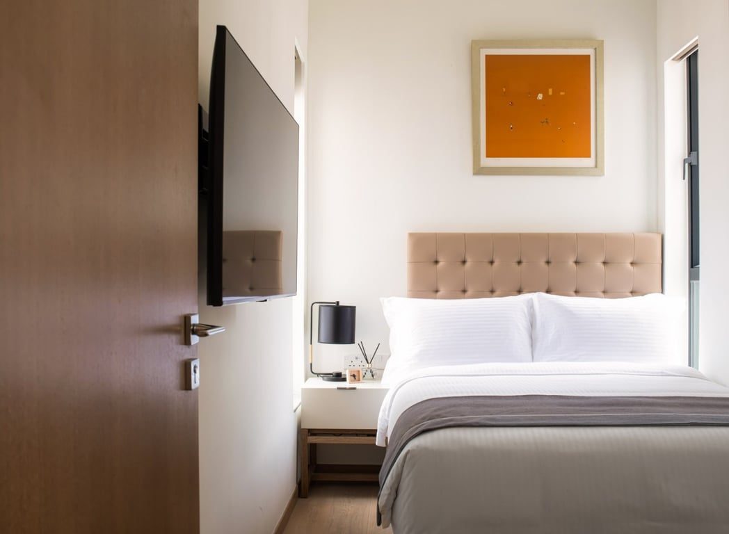 photo 3 — Eaton Residences, Happy Valley