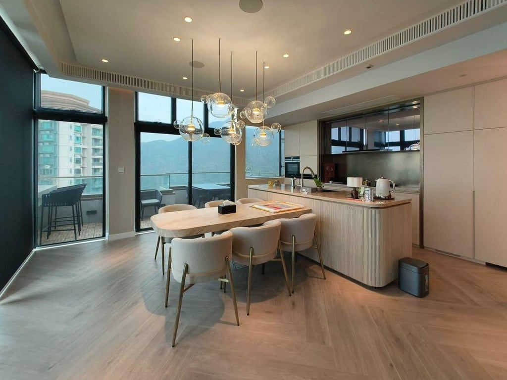 photo 2 — Coastal Skyline Phase 1, Tung Chung