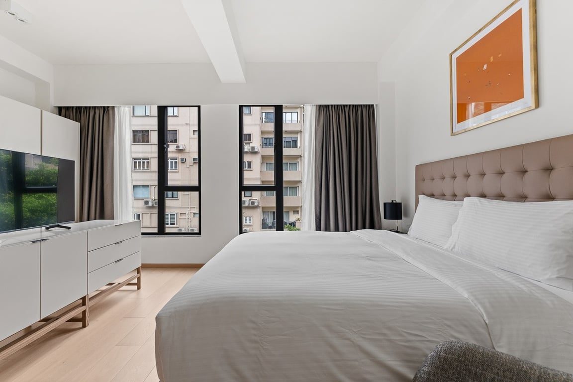 photo 6 — Eaton Residences, Happy Valley