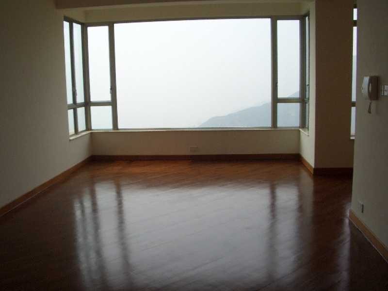 photo 2 — Chelsea Court, The Peak