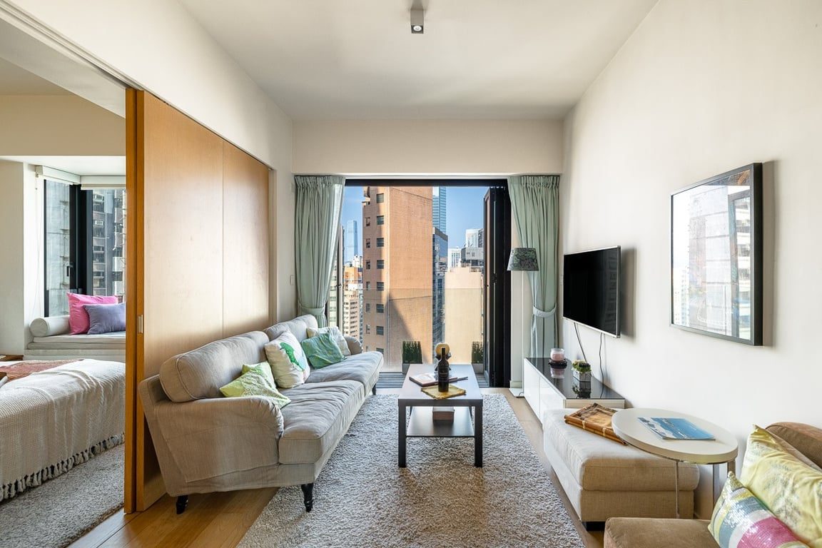 photo 5 — Gramercy, Mid Levels Central