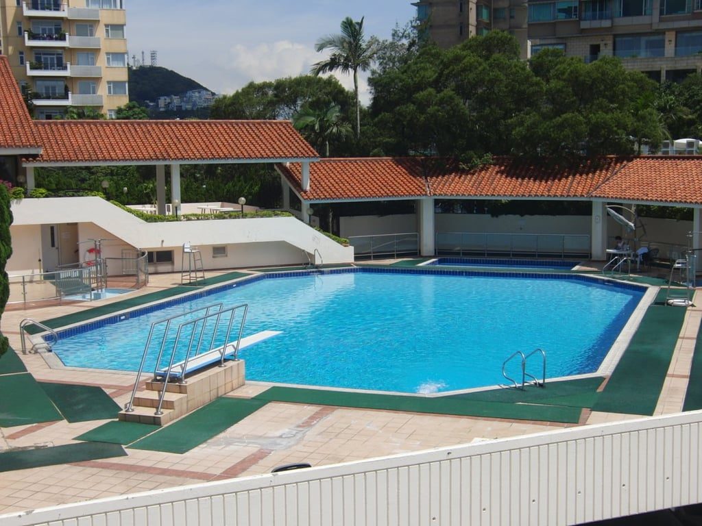photo 16 — Strawberry Hill Phase II, The Peak