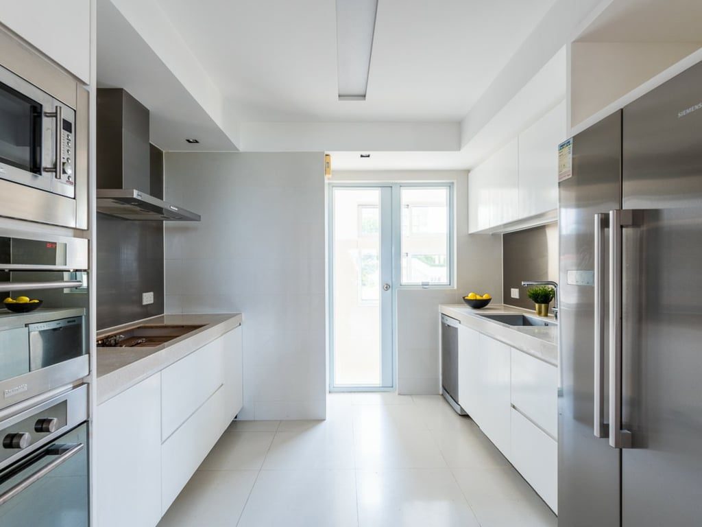 photo 7 — Strawberry Hill Phase II, The Peak