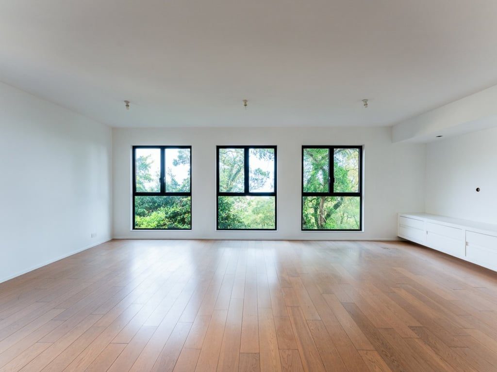 photo 8 — Strawberry Hill Phase II, The Peak