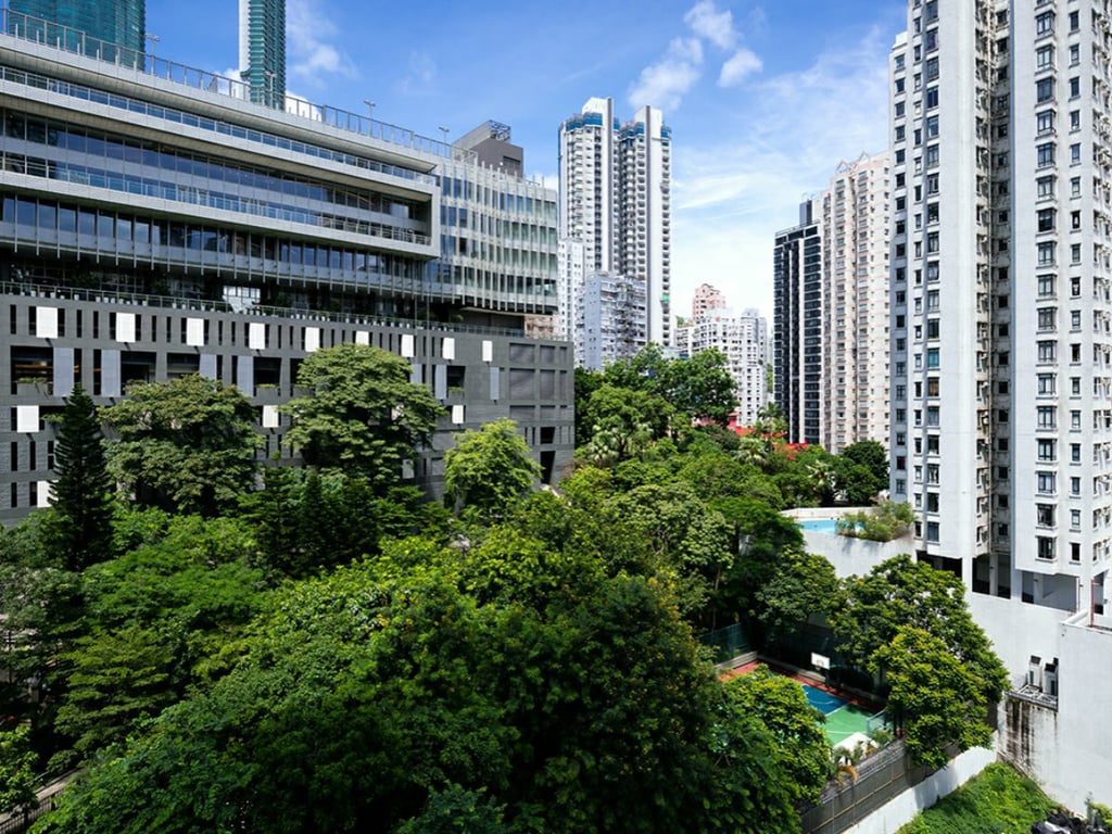 Eight Kwai Fong Happy Valley
