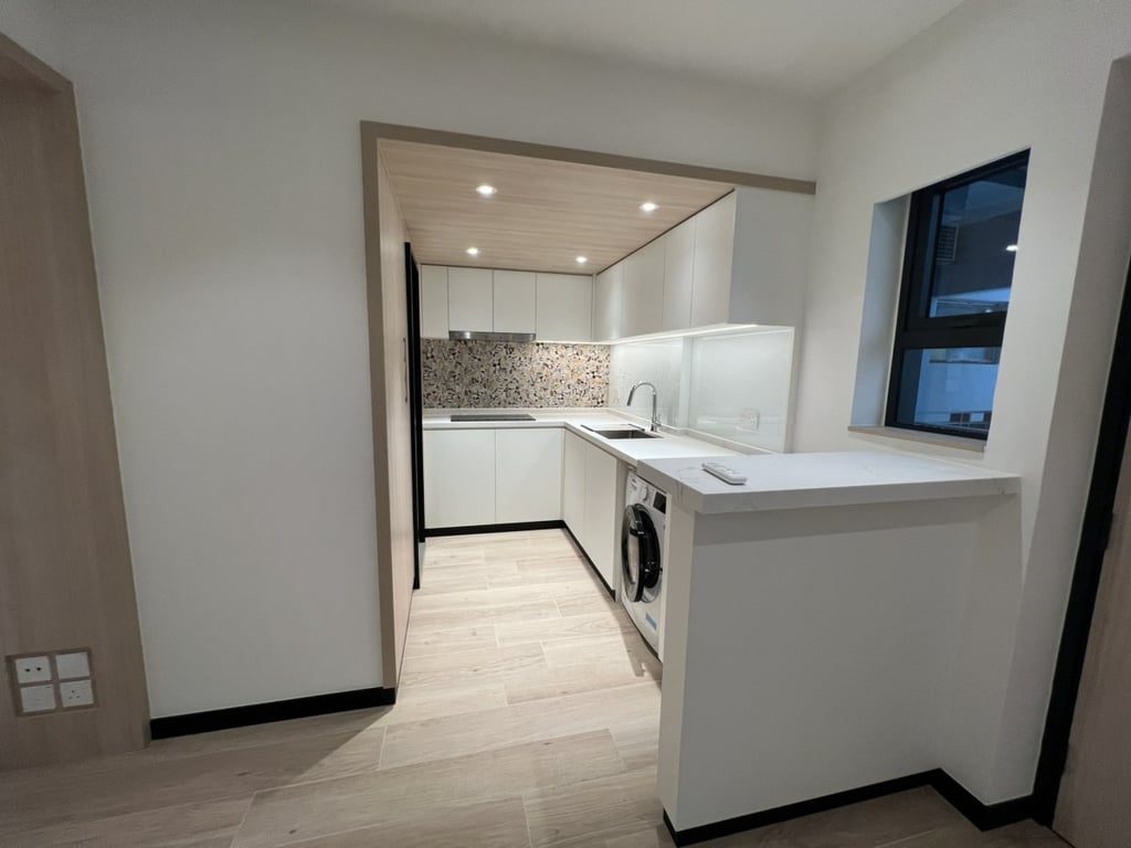 photo 3 — Hillview, Mid Levels Central