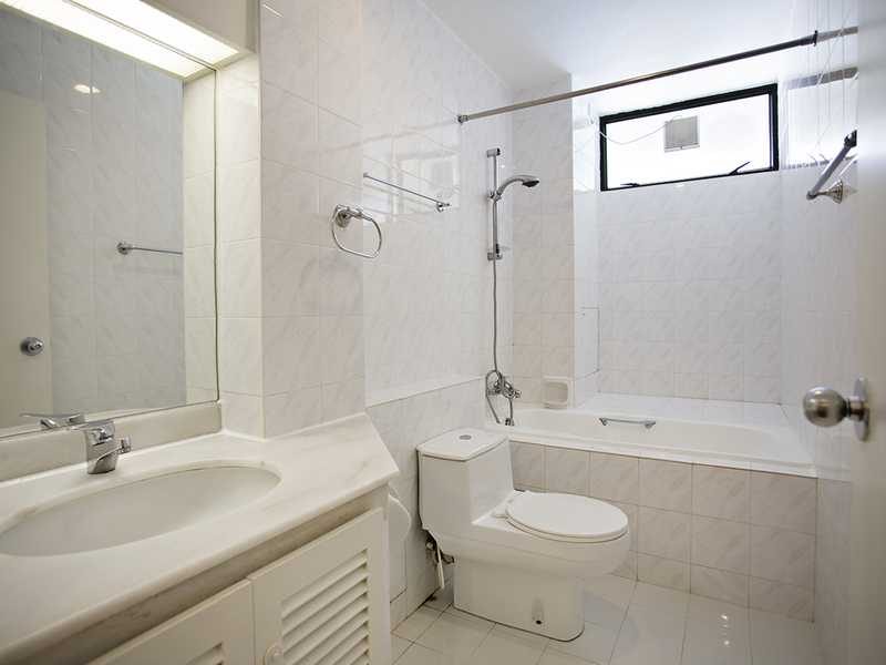 photo 12 — 6 Headland Road, South Bay