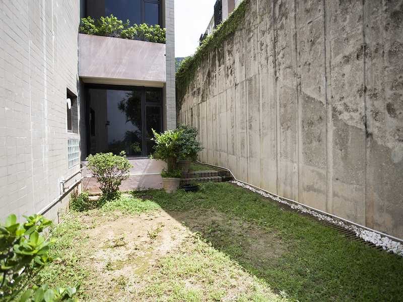 photo 15 — 6 Headland Road, South Bay