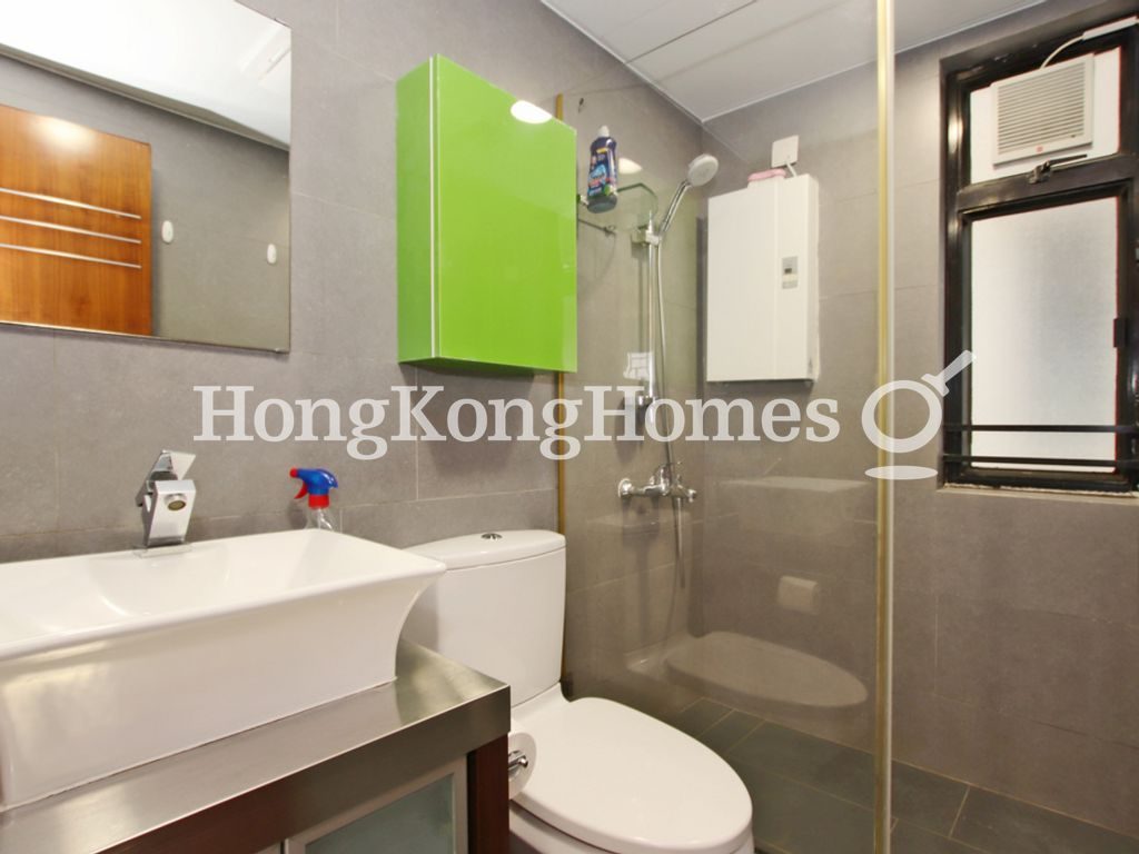 Guest Bathroom — 慧豪閣 - 第02座，西半山