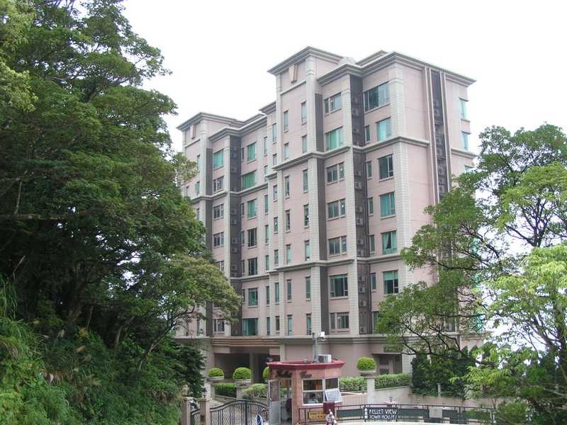 photo 8 — Chelsea Court, The Peak