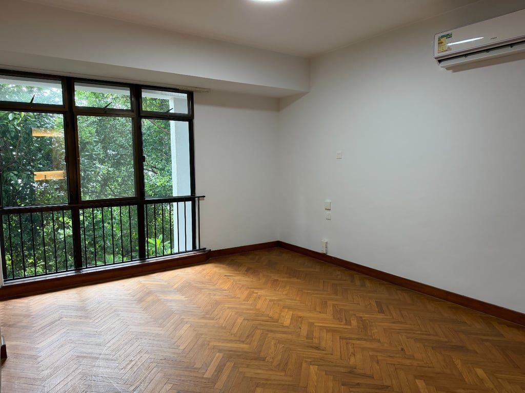 photo 8 — Pine Grove, Pok Fu Lam