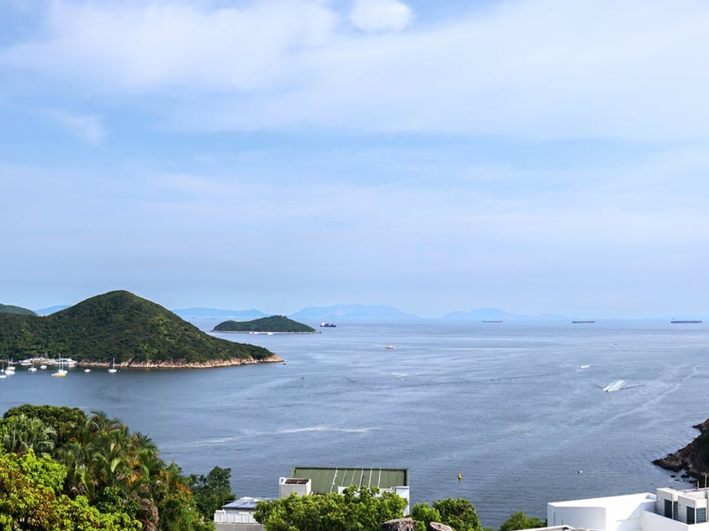 photo 2 — Pak Villa, Shouson Hill