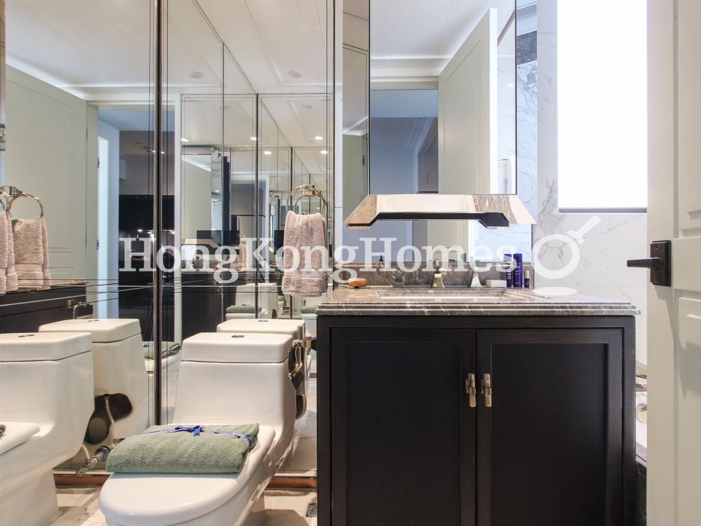 Guest Bathroom — Castle One, Mid-levels West