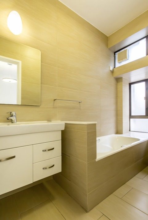 photo 6 — Linden Court, Happy Valley