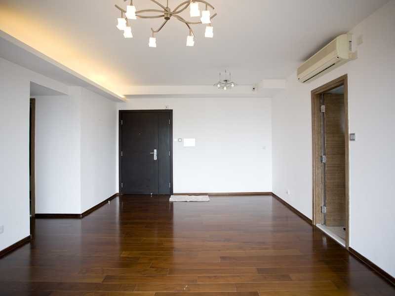 photo 5 — CentreStage, Soho
