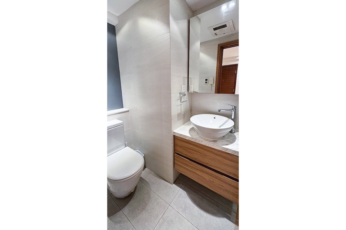 photo 11 — Mayfair Court, Happy Valley