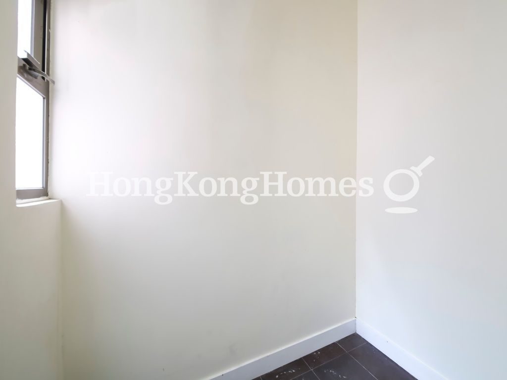 Maid's Room — King's Garden, Mid-levels West