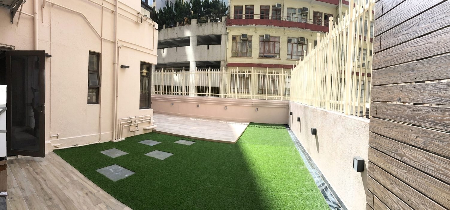 Way Man Court