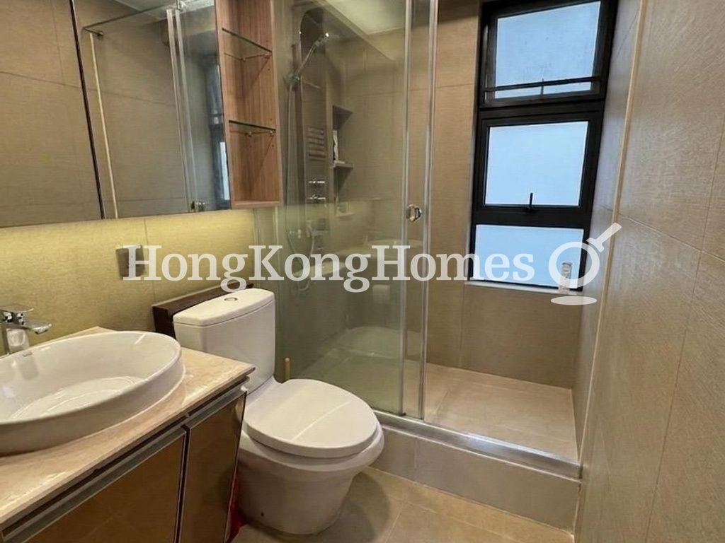 Guest Bathroom — 樂信臺 III，西半山