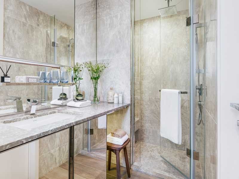 photo 5 — Waterfront Suites, Shau Kei Wan