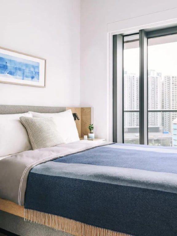 photo 10 — Waterfront Suites, Shau Kei Wan