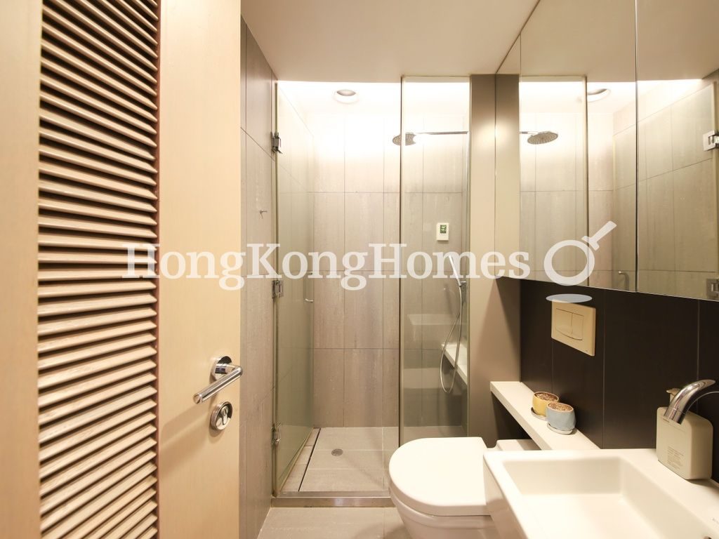Guest Bathroom — 萃峯，灣仔