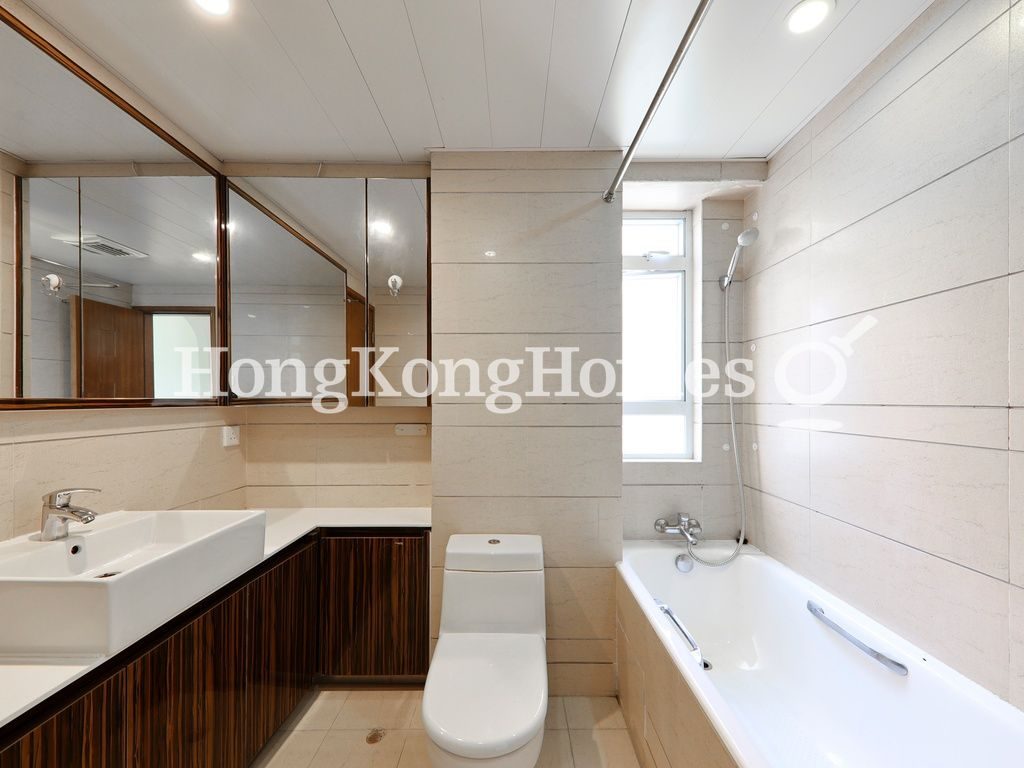 Master Bathroom — 豪景，北角半山