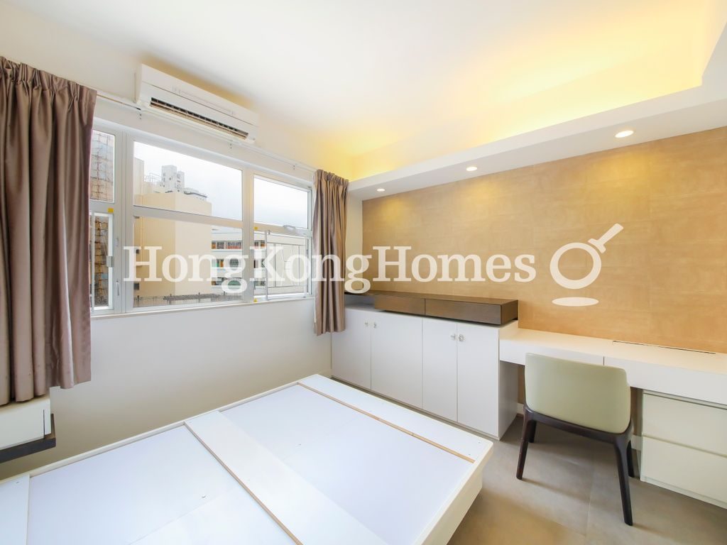 Master Bedroom — Viking Villas - Block B, North Point Hill
