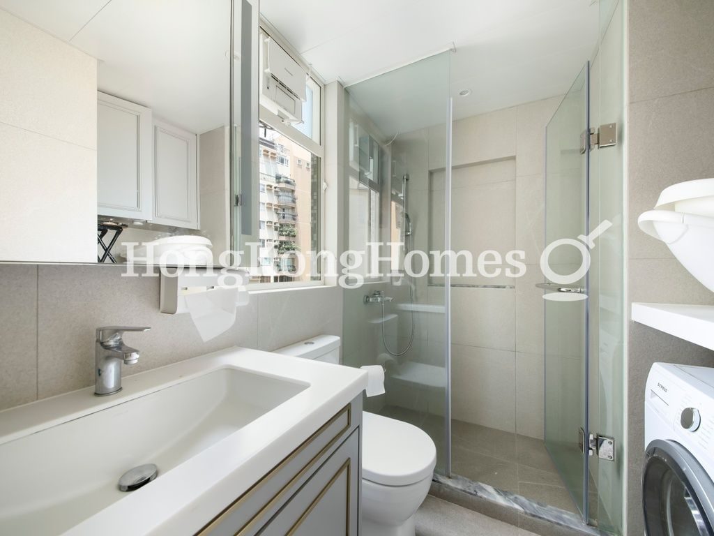 Guest Bathroom — Grand Court, Happy Valley
