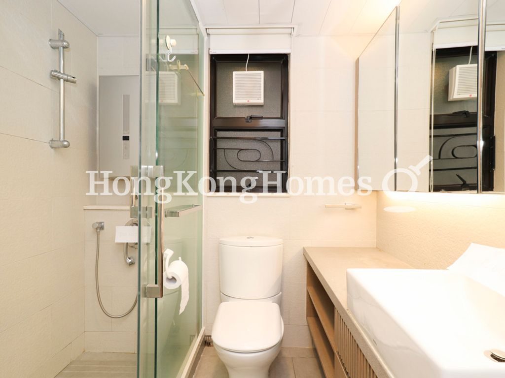 Master Bathroom — Blessings Garden I, Mid-levels West