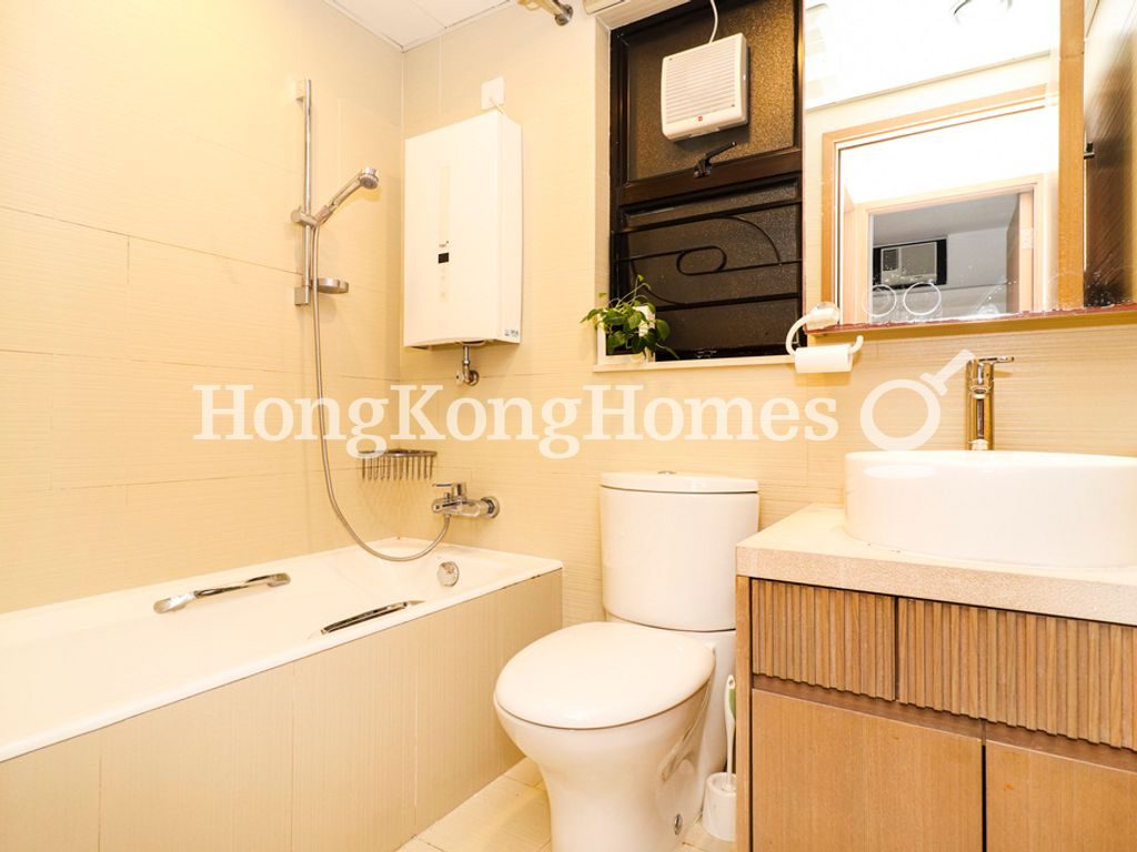 Guest Bathroom — Blessings Garden I, Mid-levels West