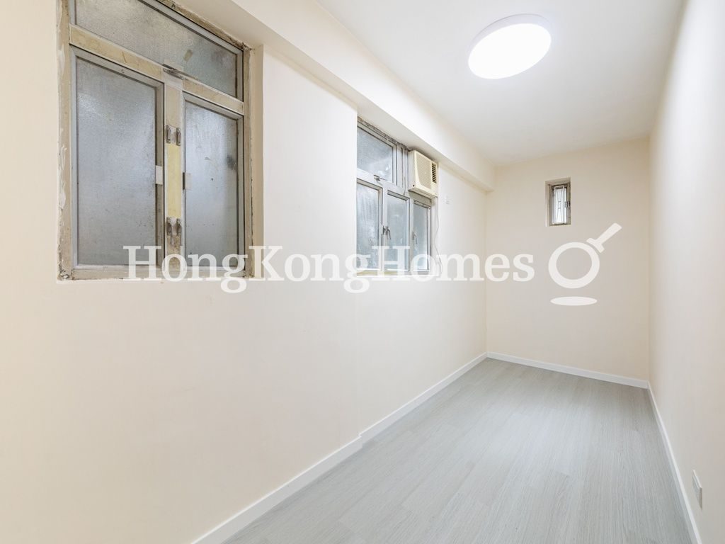 Maid's Room — 豪華大廈，西半山