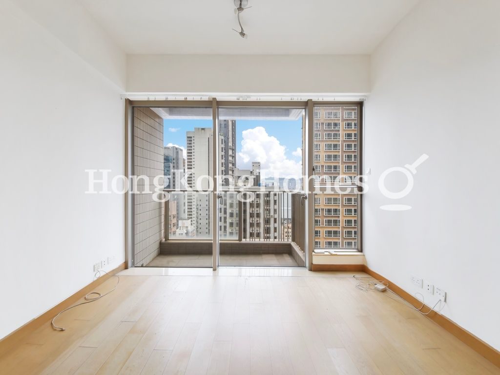 Living and Dining Room — Island Crest - Tower 1, Sai Ying Pun