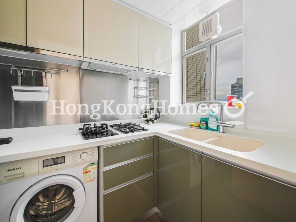Kitchen — Island Crest - Tower 1, Sai Ying Pun