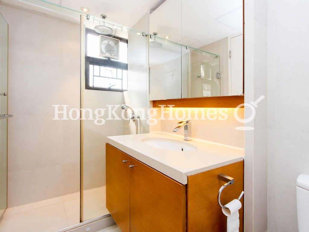 Master Bathroom — 南灣花園 - C座，淺水灣