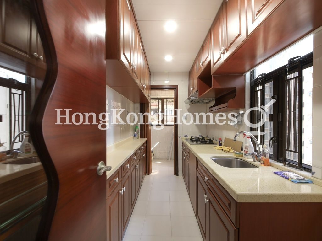 Kitchen — Tycoon Court - Block B, Mid-levels West