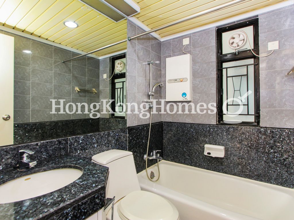 Guest Bathroom — 慧豪閣 - 第01座，西半山