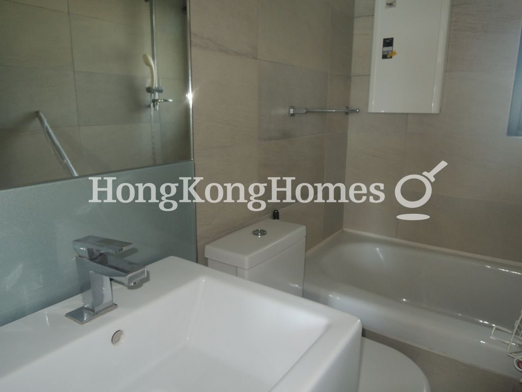 Guest Bathroom — 嘉亨灣 05座，鰂魚涌