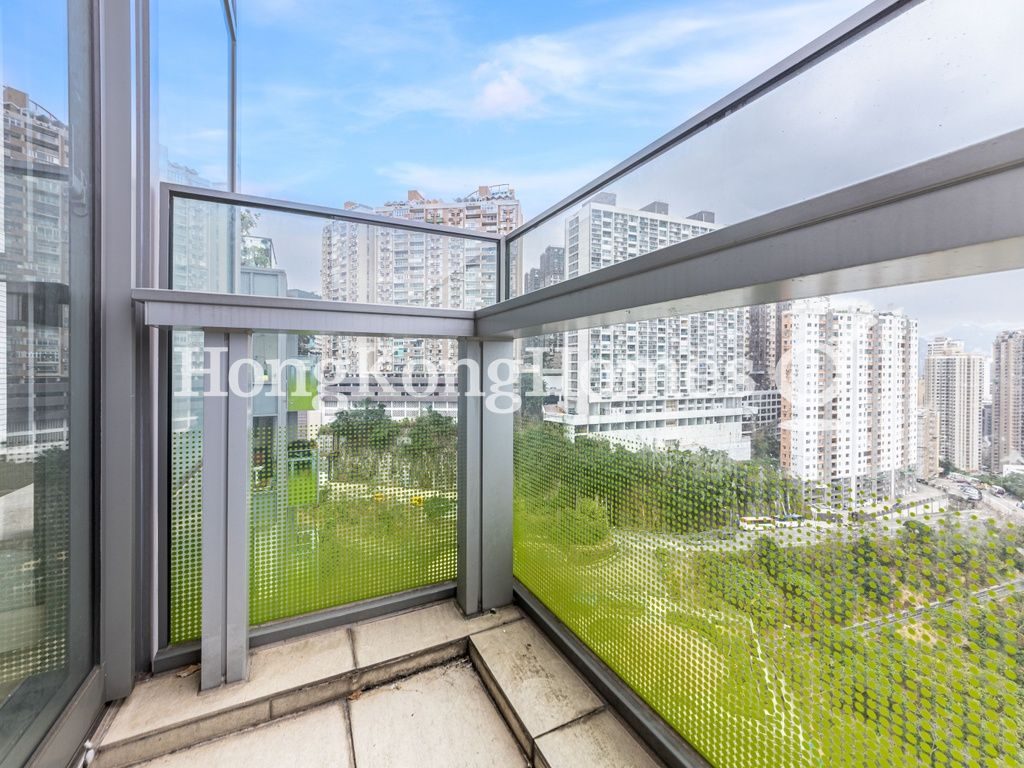 Balcony off Living and Dining Room — 形品，北角