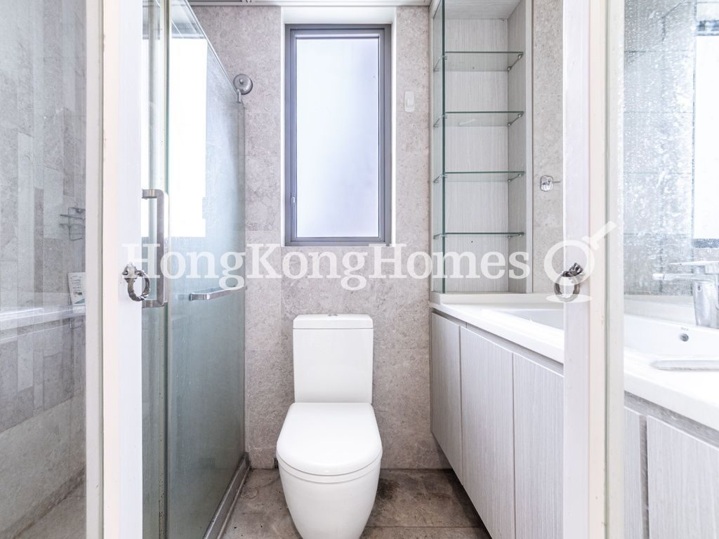 Master Bathroom — 形品，北角