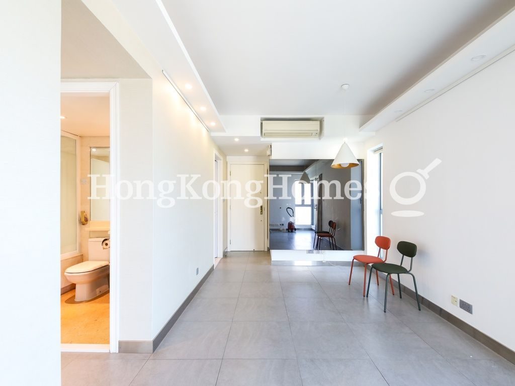 Living and Dining Room — Residence Bel-air - Phase 01, Tower 01, Pokfulam