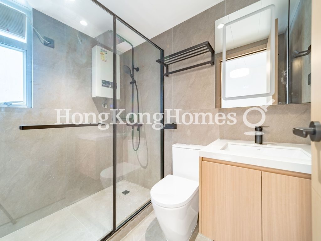 Master Bedroom Ensuite — 山光苑 - No. 22，跑馬地