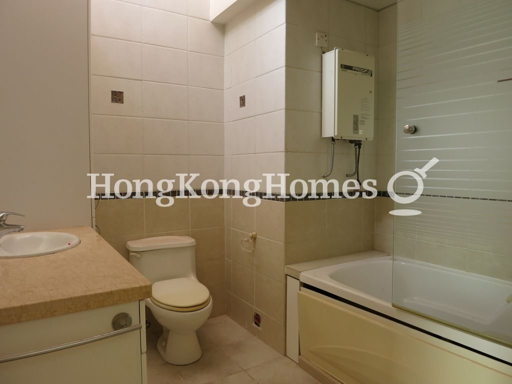 Guest Bathroom — 柏寧頓花園，西貢