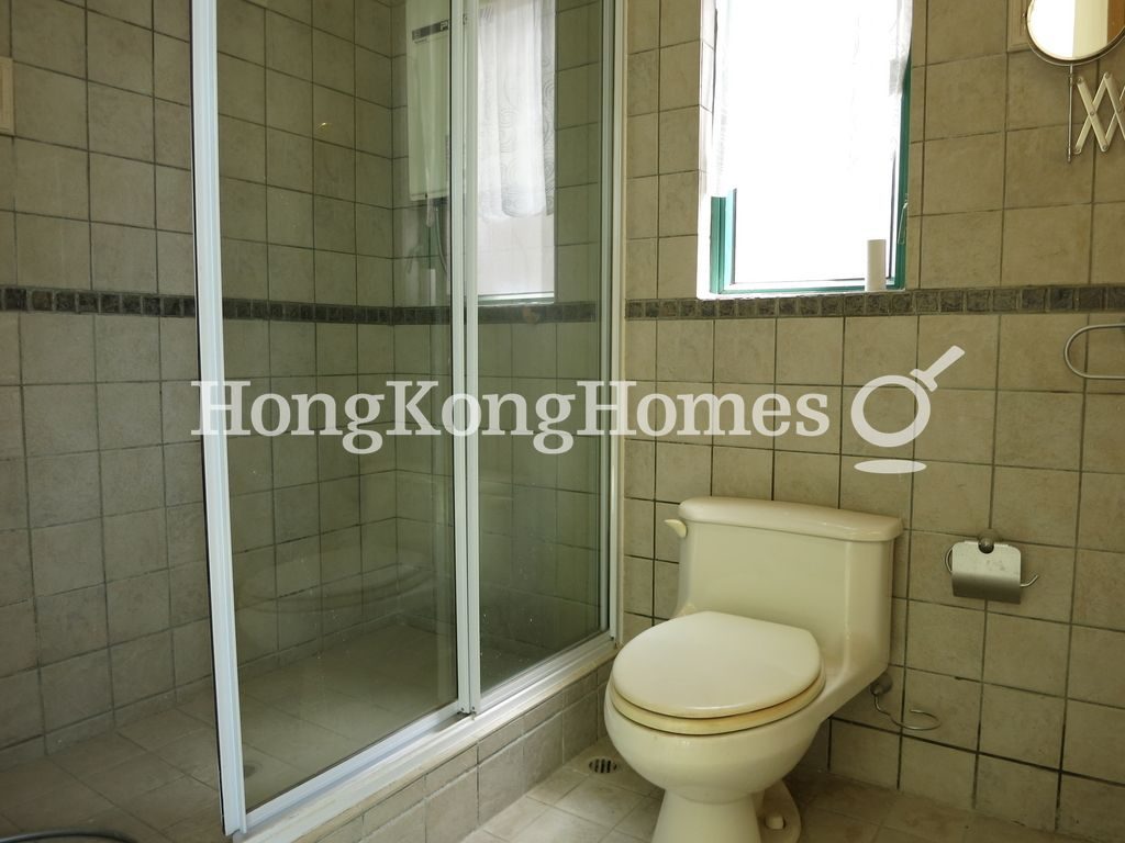 Master Bathroom — 柏寧頓花園，西貢