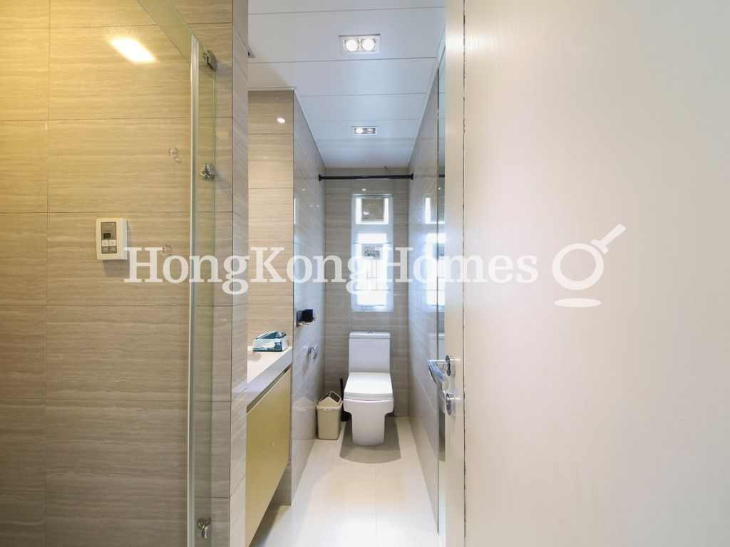 Guest Bathroom — 嘉瑜園，薄扶林