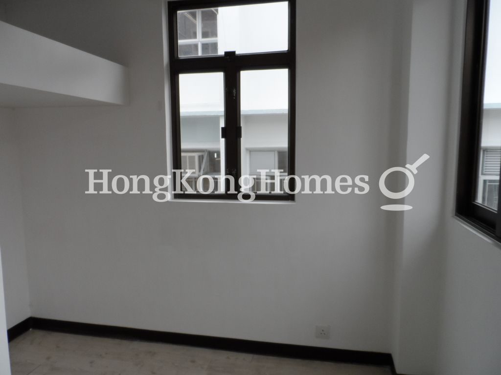 Second Bedroom — 喇沙樓，九龍塘